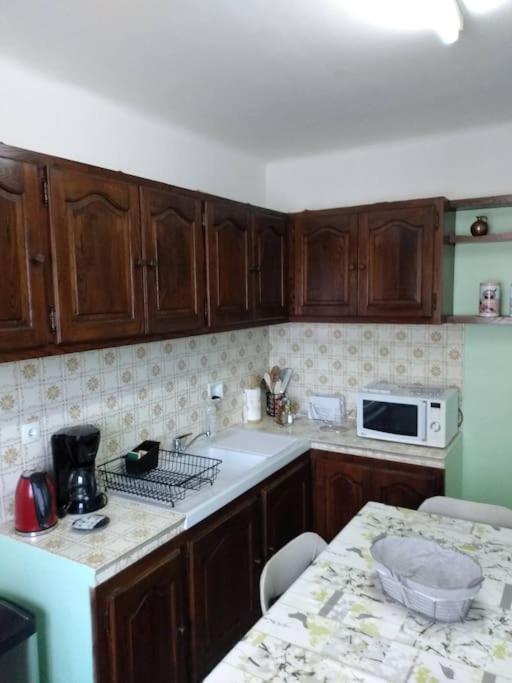 Spacieuse Villa Avec Jardin A Deux Pas Du Centre أوبس المظهر الخارجي الصورة